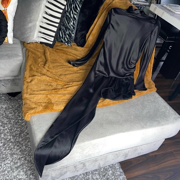 Alexander Wang Asymmetric Gathered Satin Dress in Black - Picture 5 of 13